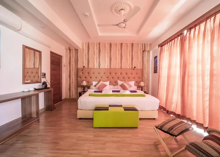 Rosy Villa Hotel